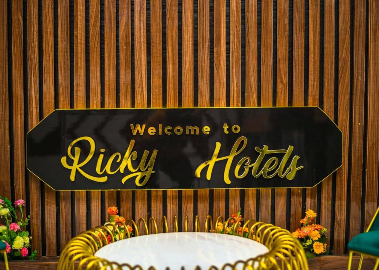 Ricky Hotels Ughelli Εξωτερικό φωτογραφία